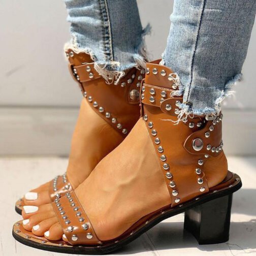 Fashion Rivet Belt Buckle Chunky Heel Sandals For Women – Image 2