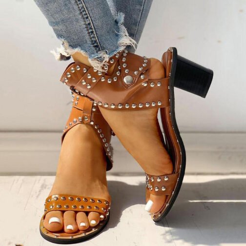 Fashion Rivet Belt Buckle Chunky Heel Sandals For Women – Image 4